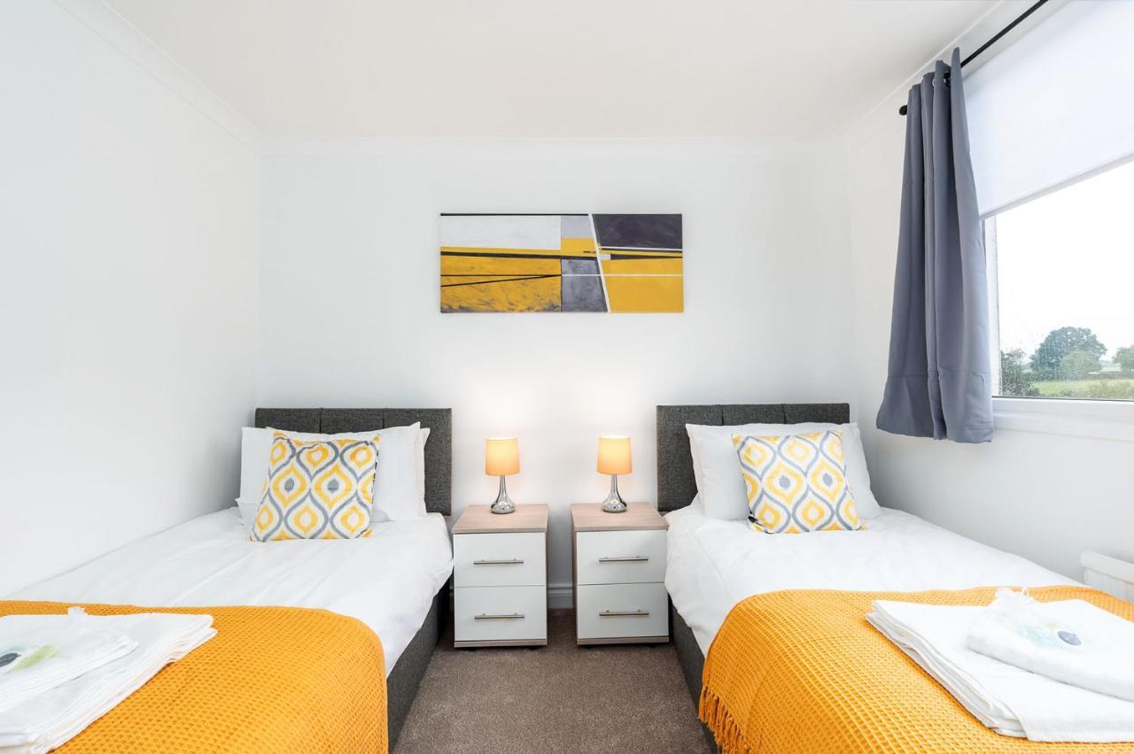 Spacious Modern In Sheffield